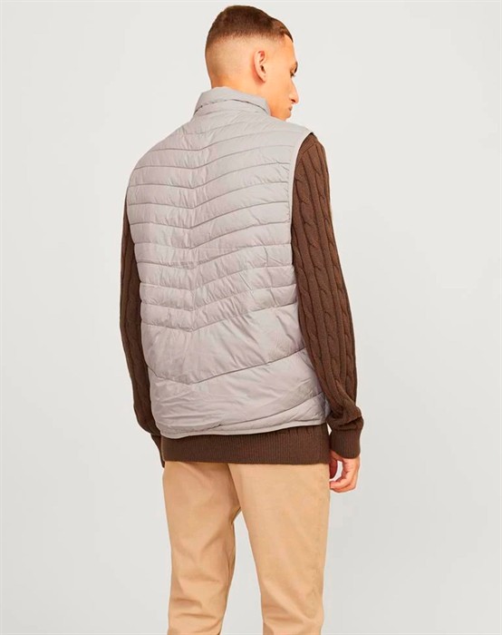 State Packable Collar Vest